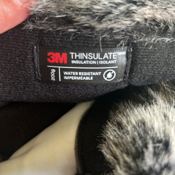 Woman’s Snow/Winter Boots Size 10W - Picture 3 of 4